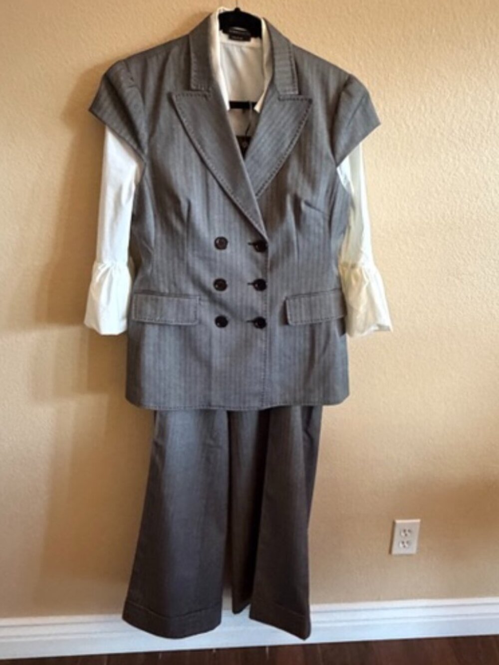 BCBG MAXAZRIA Hailey Double Breasted Jacket Pants Blouse set size 12/L
